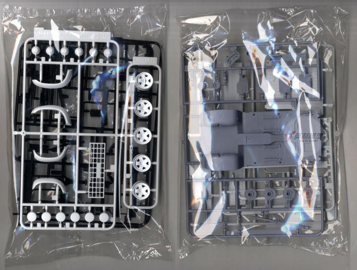 Aoshima 06217 1/24 LN107 Hilux - Model Kit Nissan Skyline incelemesi ve fiyatı